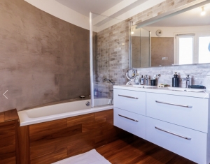 Upscale House with view of the Sainte-Victoire Mountain