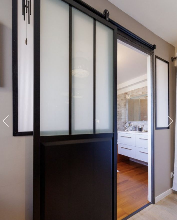 Upscale House with view of the Sainte-Victoire Mountain