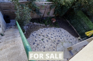 Lovely Villa With Courtyard Garden