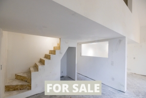 Detached Villa With Large Rooms