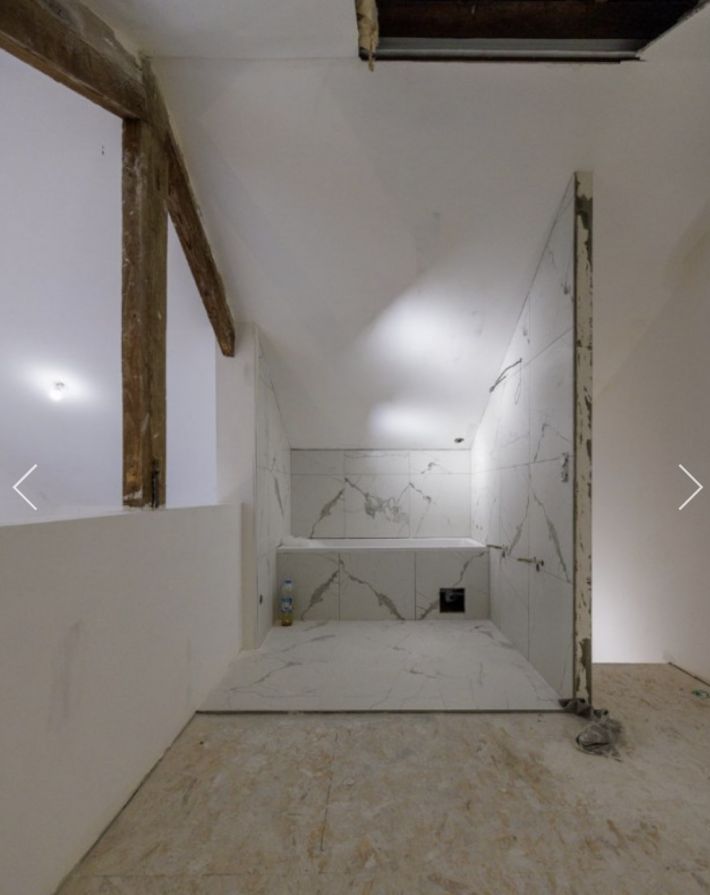 Detached Villa With Large Rooms