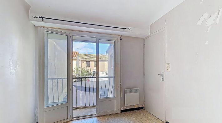 Bright and Light Apartment in Coastal Reaort