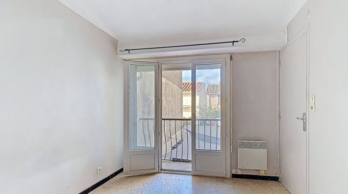 Bright and Light Apartment in Coastal Reaort