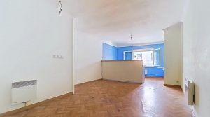 Bright and Light Apartment in Coastal Reaort