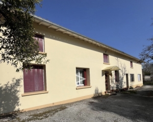 Charming Detached House and Garden