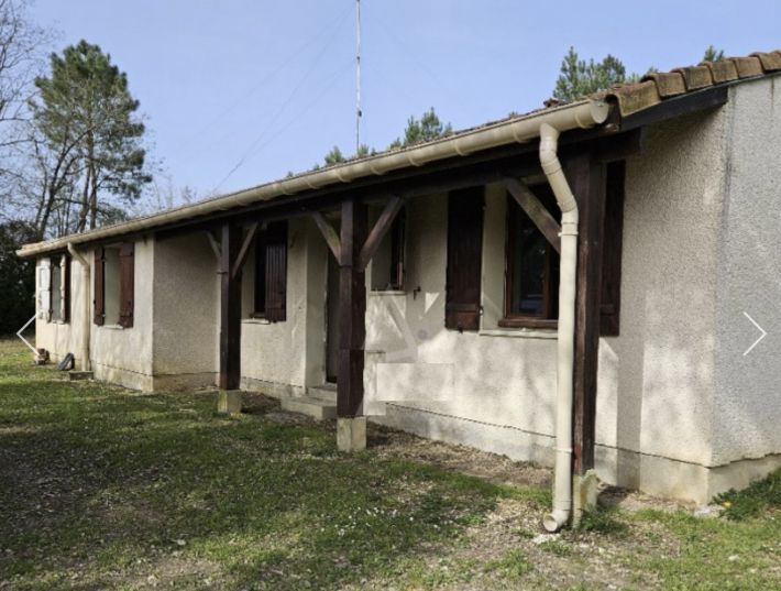 Detached House with Land and Lake
