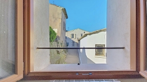 Converted Loft with Garage and Workshop