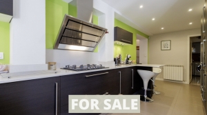 Manor House with Swimming Pool in Landscaped Gardens