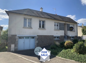 Detached House with Garden