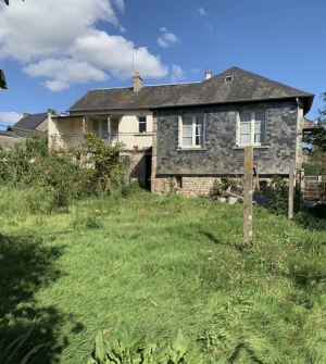 Detached House with Garden