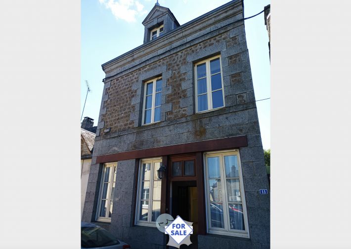 Village House, Ideal Holiday Home