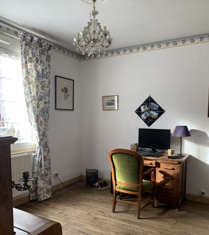 Main Photo