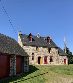 Detached Country House with Outbuilding