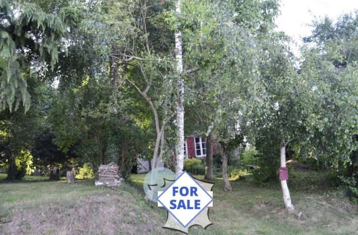 Detached Country House with Mature Garden