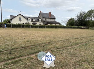 Detached Country House with Outbuilding