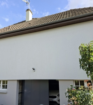 Beautiful Detached House with Garden
