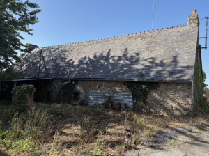 Stone Built Country House with Outbuilding