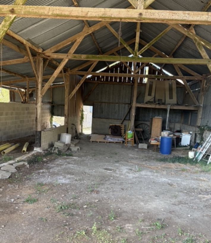 Stone Built Country House with Outbuilding