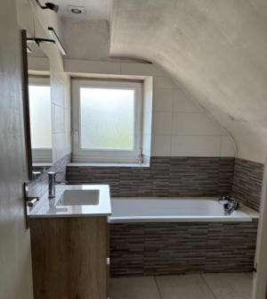 Detached House with Garden