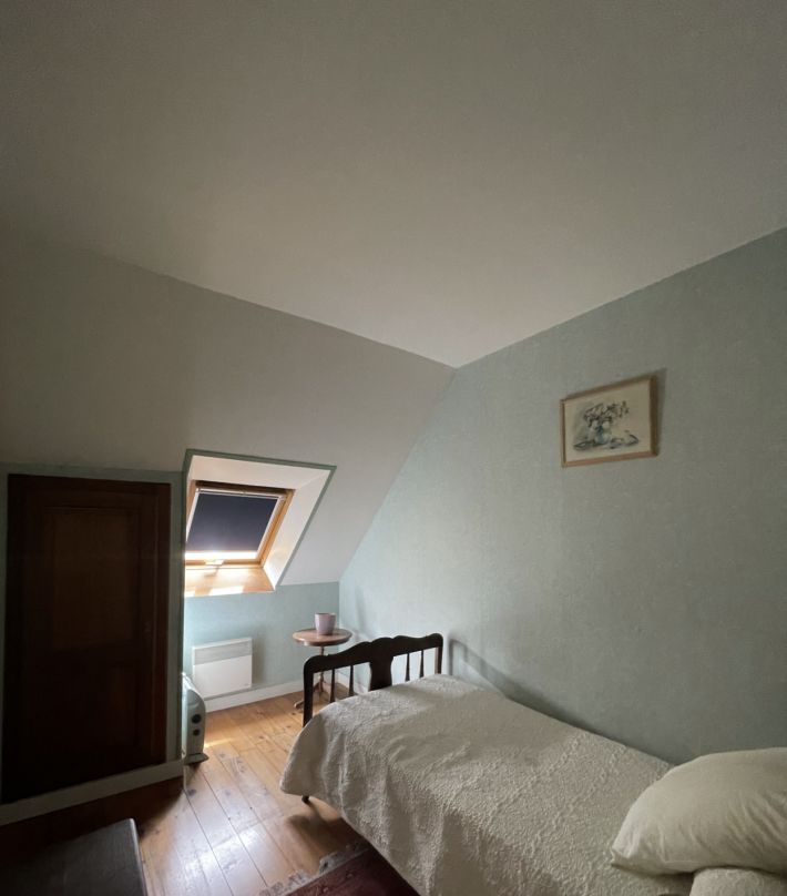 Detached Country House with Garden