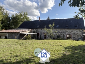 Detached Country Longere Style Property with Open Views