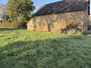 Two Stone Barns to Renovate and Develop