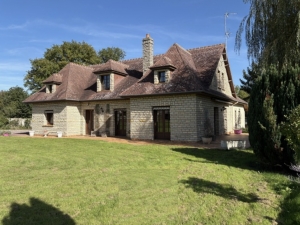 Detached Country House with Second Guest Cottage
