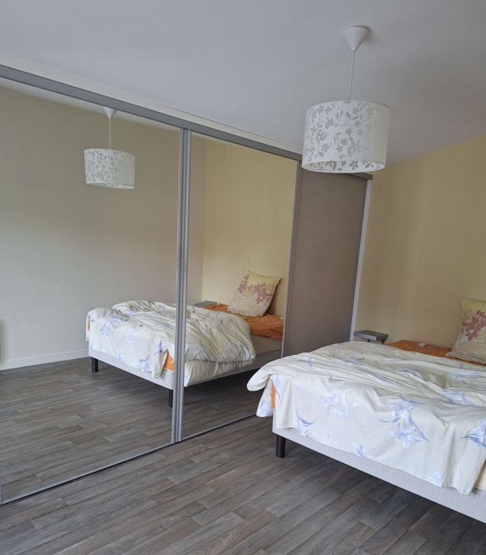 Traditional House with Garden