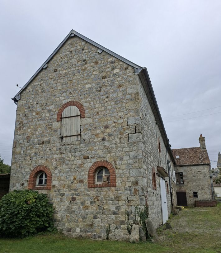 Detached Longere House with Outbuildings