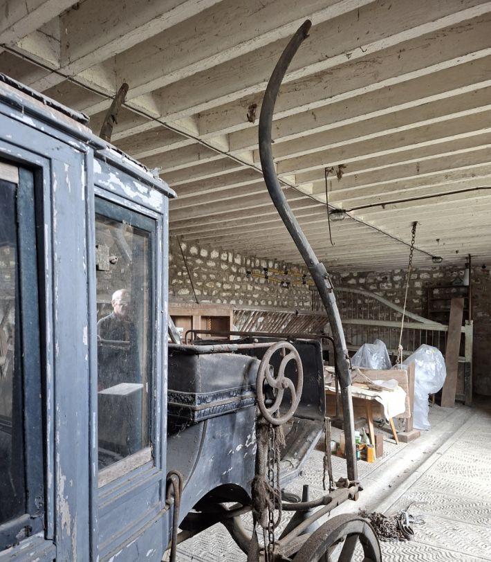 Detached Longere House with Outbuildings
