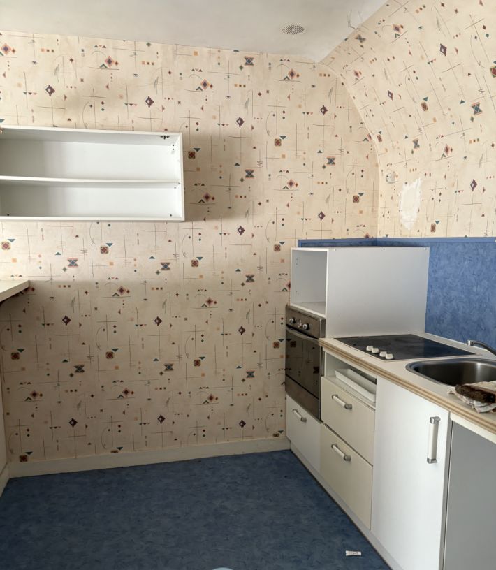 Detached House with Landscaped Garden