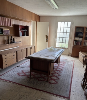 Detached House with Landscaped Garden