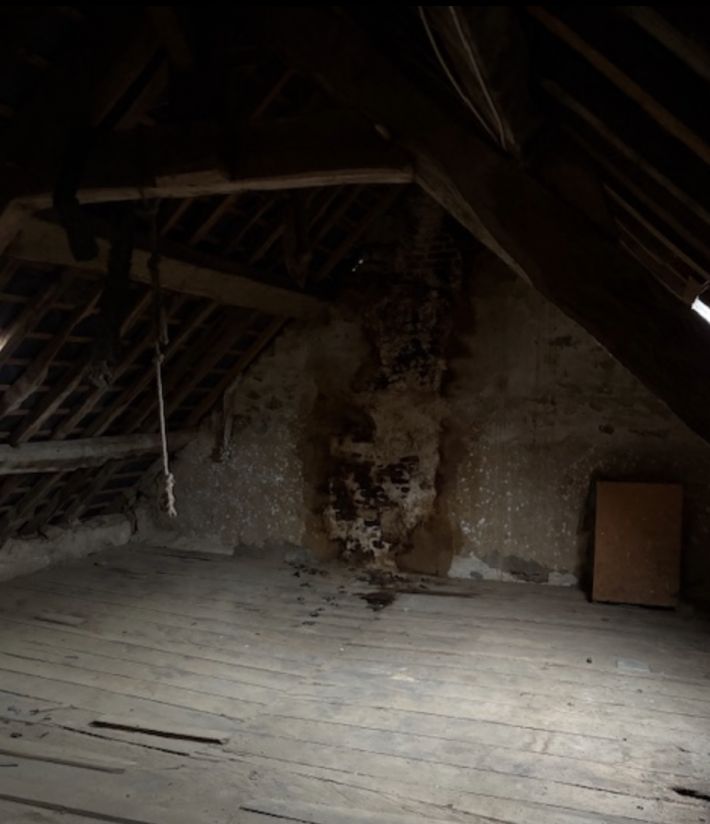 Former Farmhouse with Outbuildings, Pond and Pool