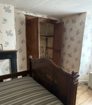 Former Farmhouse with Outbuildings, Pond and Pool