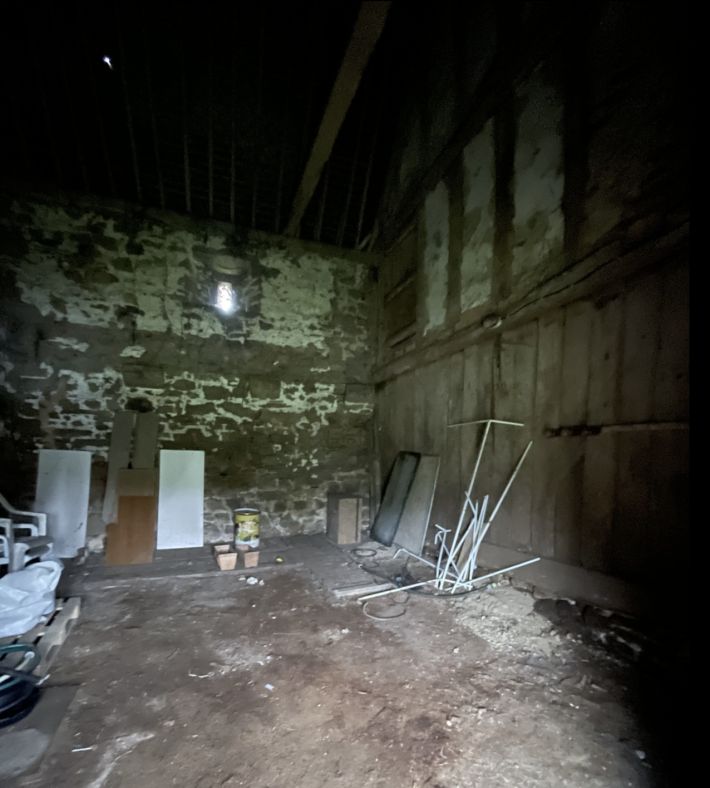 Farmhouse and Outbuildings with Land