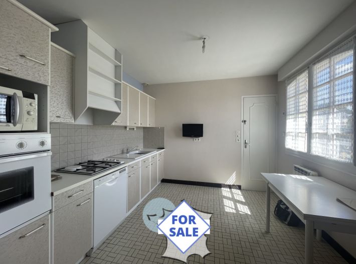 Detached House with Mature Garden