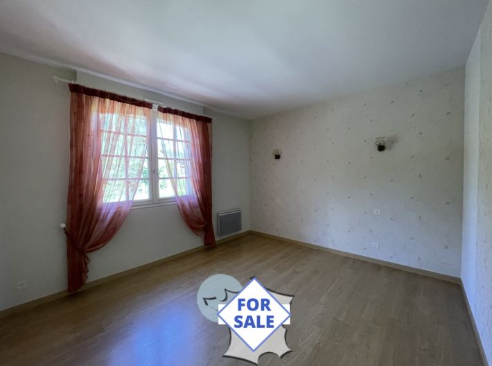 Detached House with Mature Garden