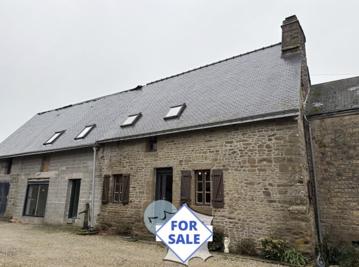 Farm House and Farm Complex Outbuildings with Land