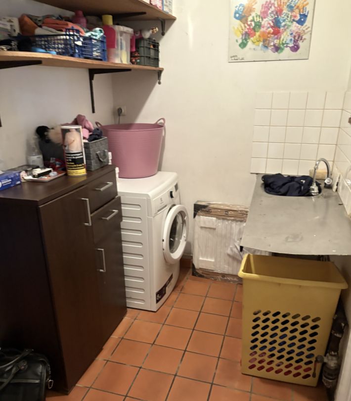 Farm House and Farm Complex Outbuildings with Land