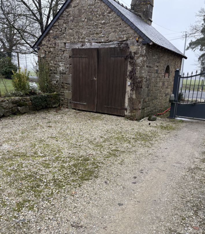 Farm House and Farm Complex Outbuildings with Land