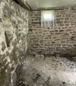 Country House to Renovate, Ideal Location