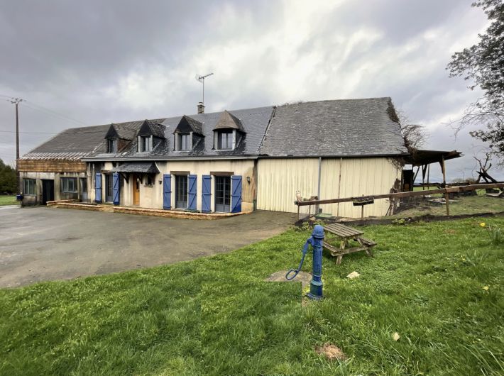 Detached Country House with Outbuildings