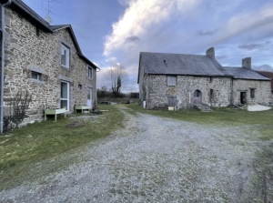 Farmhouse and Outbuildings with Land