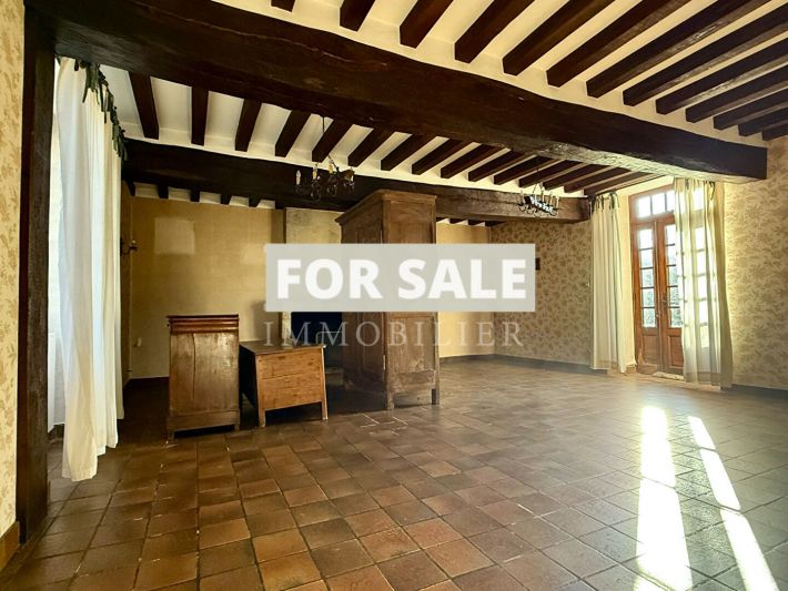 Former Presbytery House with Outbuildings