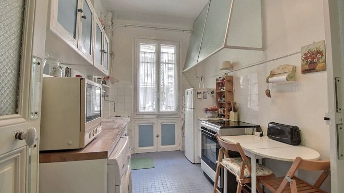 Beautiful Apartment in Heart of Town