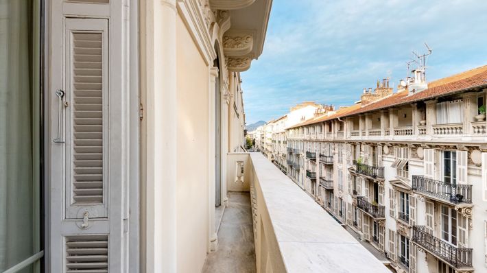 Nice Apartment in Nice For Sale