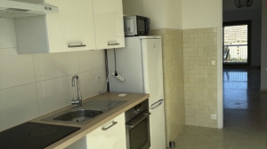 Apartment with Balconies and Sea View