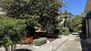 Lovely Apartment in Delightful Building