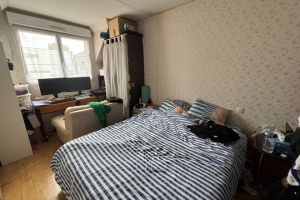 Detached House with Garden