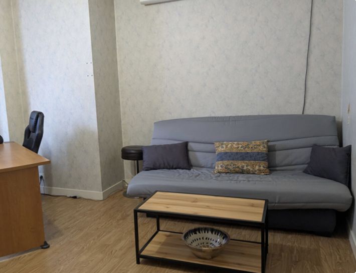 Duplex Apartment in Heart of Town